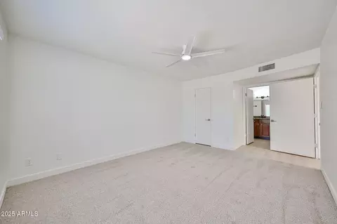 Bedroom - 2419 E Desert Cactus St, Phoenix, AZ 85032 photo 4 of 5