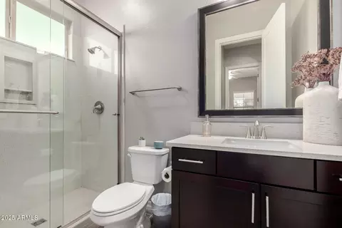 Bath - 3543 E Appaloosa Rd, Gilbert, AZ 85296 photo 1 of 5