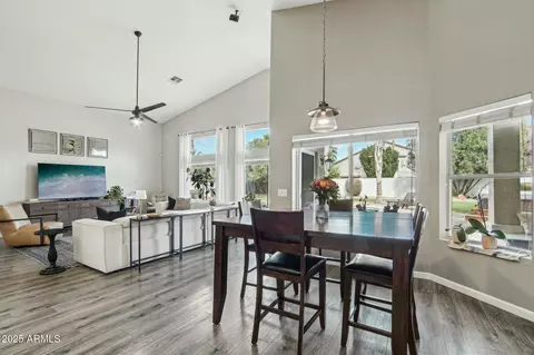 2032 E Sierra Madre Ave, Gilbert, AZ 85296 photo 9