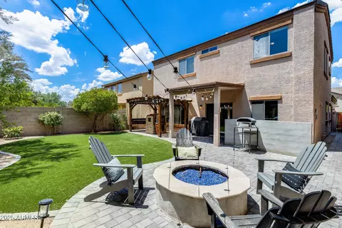 Exterior - 2351 W Hunter Ct, Phoenix, AZ 85085 photo 6 of 17