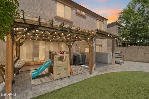 Exterior - 2351 W Hunter Ct, Phoenix, AZ 85085 photo 17 of 17
