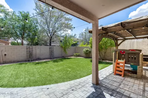 Exterior - 2351 W Hunter Ct, Phoenix, AZ 85085 photo 3 of 17