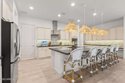 Kitchen - 4268 E Comstock Dr, Gilbert, AZ 85296 photo 6 of 7
