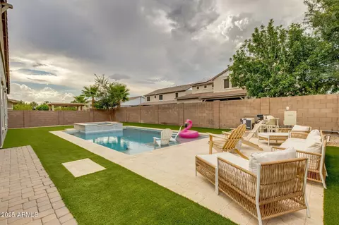 Exterior - 4268 E Comstock Dr, Gilbert, AZ 85296 photo 2 of 7