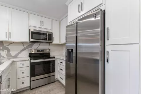 Kitchen - 1720 E Thunderbird Rd #1056, Phoenix, AZ 85022 photo 3 of 3