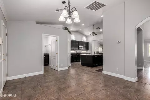 5420 E Holmes Ave, Mesa, AZ 85206 photo 5
