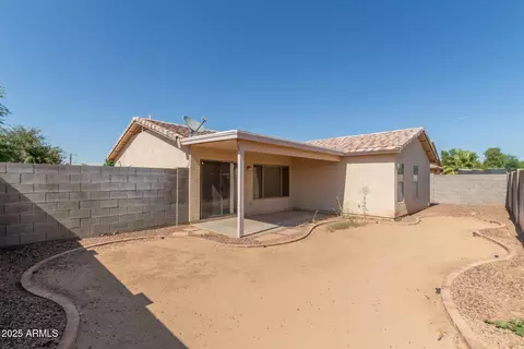 Exterior - 717 E Centre Ave, Buckeye, AZ 85326 photo 5 of 7