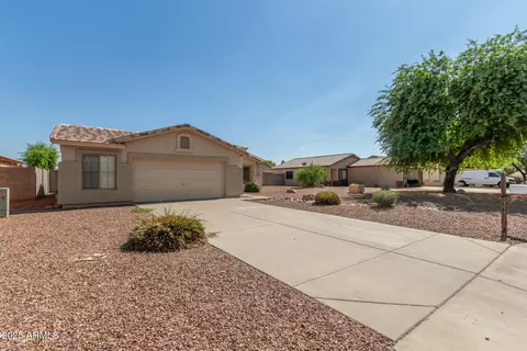 Exterior - 717 E Centre Ave, Buckeye, AZ 85326 photo 2 of 7