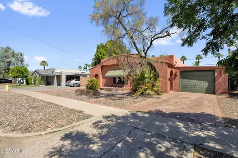 Exterior - 1530 Earll Dr, Phoenix, AZ 85014 photo 2 of 7