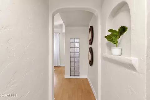 Entry Way - 1530 Earll Dr, Phoenix, AZ 85014 photo 1 of 1