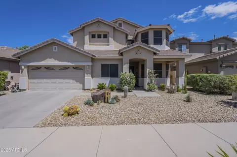 2412 W Eagle Feather Rd, Phoenix, AZ 85085