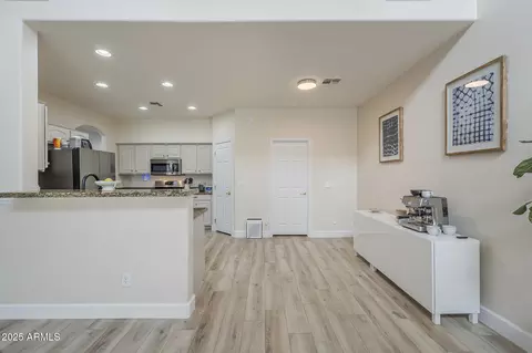Entry Way - 2412 W Eagle Feather Rd, Phoenix, AZ 85085 photo 4 of 5