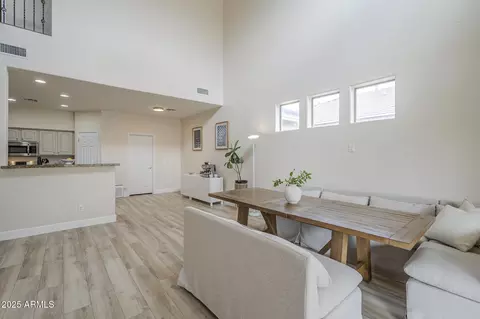 Dining - 2412 W Eagle Feather Rd, Phoenix, AZ 85085 photo 2 of 2