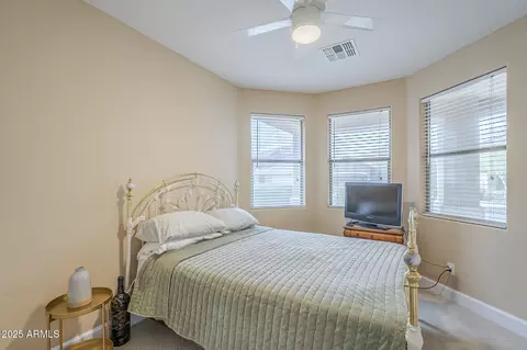 Bedroom - 2412 W Eagle Feather Rd, Phoenix, AZ 85085 photo 1 of 6