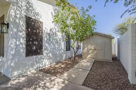 Exterior - 1785 E Sereno Dr, Gilbert, AZ 85296 photo 5 of 15