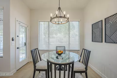 Dining - 1785 E Sereno Dr, Gilbert, AZ 85296 photo 5 of 7