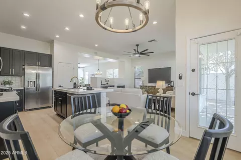 Dining - 1785 E Sereno Dr, Gilbert, AZ 85296 photo 7 of 7
