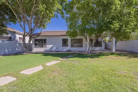 Exterior - 1785 E Sereno Dr, Gilbert, AZ 85296 photo 8 of 15