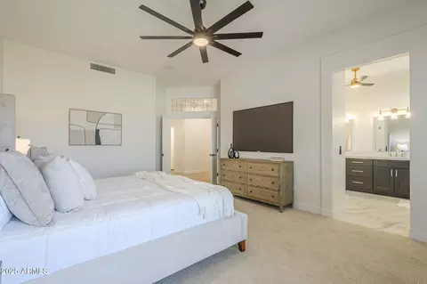 Bedroom - 1785 E Sereno Dr, Gilbert, AZ 85296 photo 4 of 11