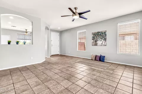 Living - 4310 E Dublin St, Gilbert, AZ 85295 photo 1 of 4