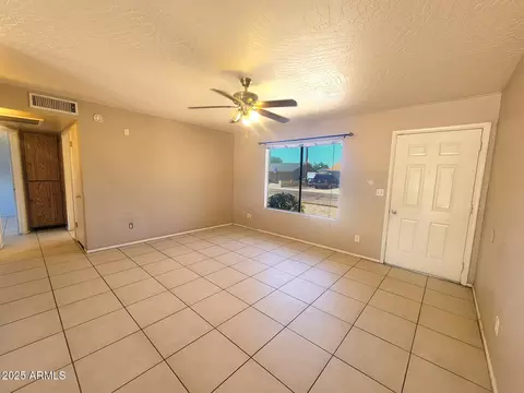 Living - 2737 E Bluefield Ave, Phoenix, AZ 85032 photo 1 of 2