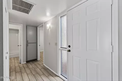 Entry Way - 1172 E Cheryl Dr, Phoenix, AZ 85020 photo 1 of 1