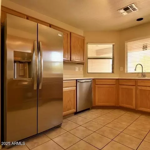 Kitchen - 3626 E Potter Dr, Phoenix, AZ 85050 photo 2 of 3