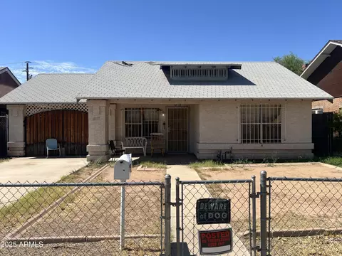 1213 E Moreland St, Phoenix, AZ 85006