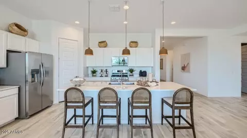 870 W Peralta Pass, Apache Junction, AZ 85120 photo 4