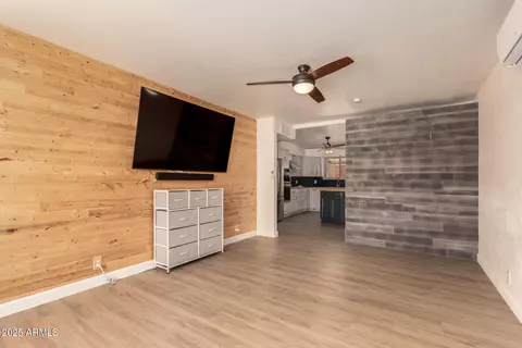 Living - 1378 N Wickiup Rd, Apache Junction, AZ 85119 photo 2 of 5