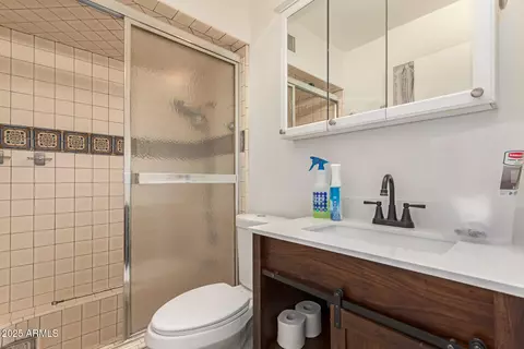 Bath - 1378 N Wickiup Rd, Apache Junction, AZ 85119 photo 1 of 3