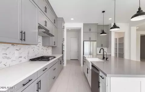 Kitchen - 10345 E Thatcher Ave, Mesa, AZ 85212 photo 1 of 4