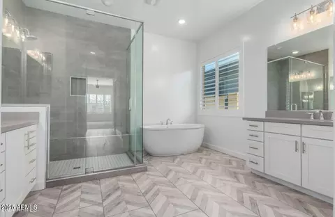 Bath - 10345 E Thatcher Ave, Mesa, AZ 85212 photo 2 of 2