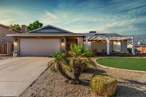 2432 W Evans Dr, Phoenix, AZ 85023