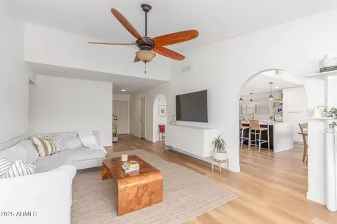 2432 W Evans Dr, Phoenix, AZ 85023 photo 3