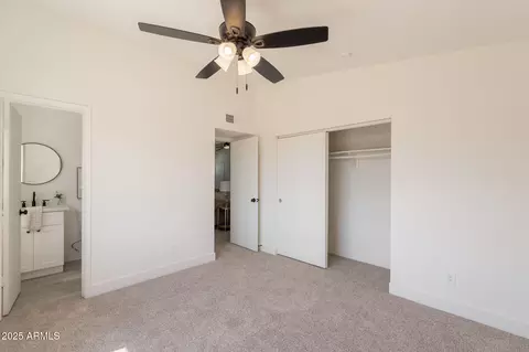 521 E Wickieup Ln, Phoenix, AZ 85024 photo 20