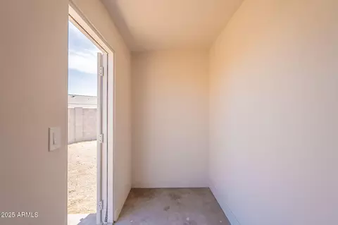 521 E Wickieup Ln, Phoenix, AZ 85024 photo 29