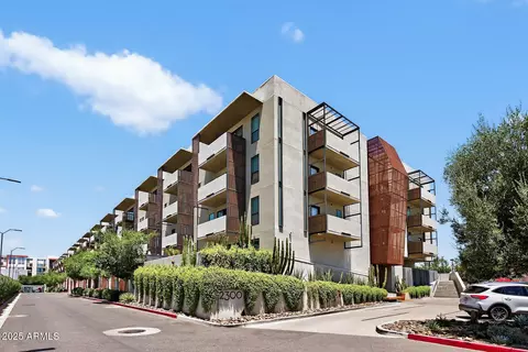 2300 E Campbell Ave #204, Phoenix, AZ 85016