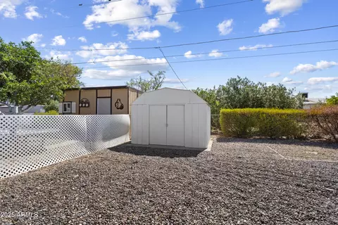 Exterior - 1511 S Grand Dr, Apache Junction, AZ 85120 photo 5 of 8