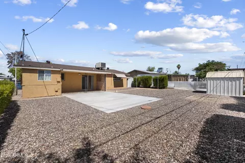 Exterior - 1511 S Grand Dr, Apache Junction, AZ 85120 photo 7 of 8