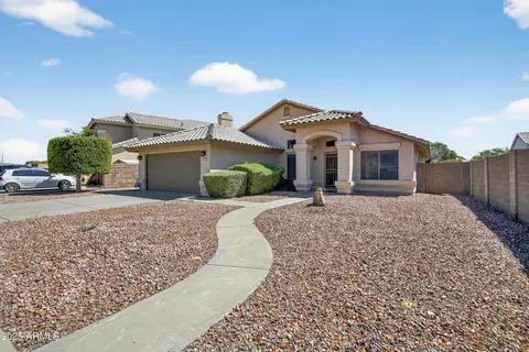 13665 N 80th Dr, Peoria, AZ 85381