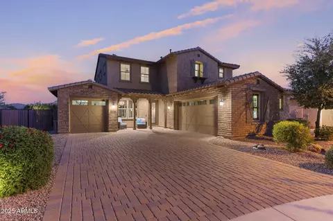 22141 E Russet Rd, Queen Creek, AZ 85142