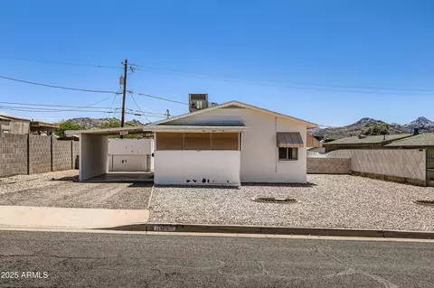 9821 N 2nd Pl, Phoenix, AZ 85020