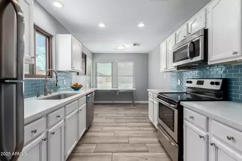 1534 E Mineral Rd, Gilbert, AZ 85234 photo 2
