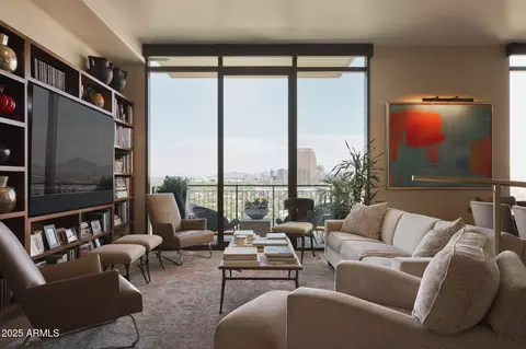 200 W Portland St #1320, Phoenix, AZ 85003