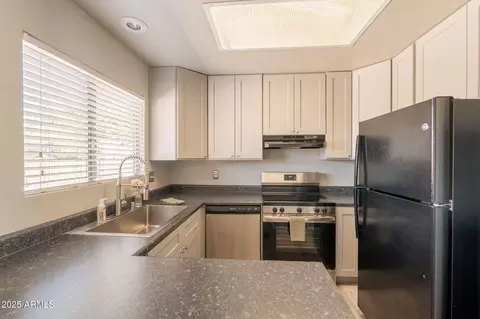 Kitchen - 1505 E Divot Dr, Tempe, AZ 85283 photo 3 of 3