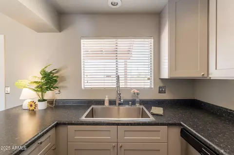 Kitchen - 1505 E Divot Dr, Tempe, AZ 85283 photo 2 of 3