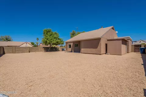 Exterior - 1505 E Divot Dr, Tempe, AZ 85283 photo 5 of 5
