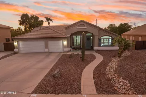 74 E Canyon Creek Dr, Gilbert, AZ 85295
