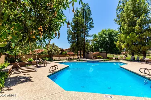 Exterior - 4116 E Lupine Ave, Phoenix, AZ 85028 photo 11 of 12